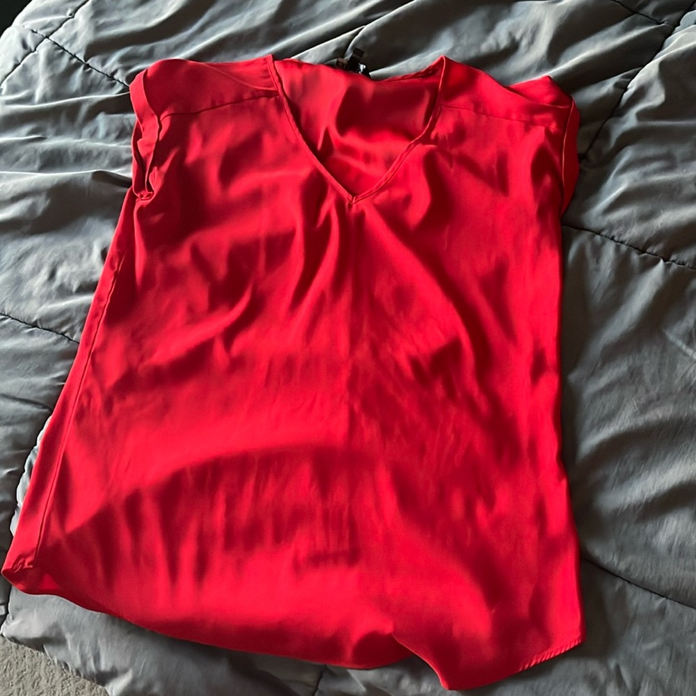 Express red top in medium with slight stretch